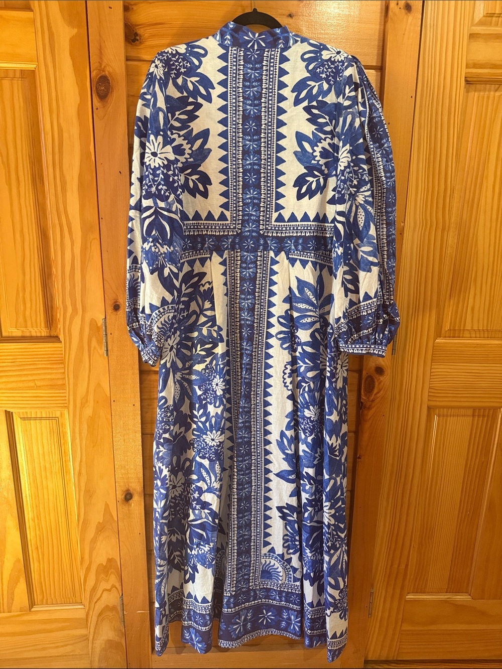 NWT! 💙 FARM Rio Flora Tapestry Linen-Blend Maxi Dress, Size L! - Picture 9 of 10